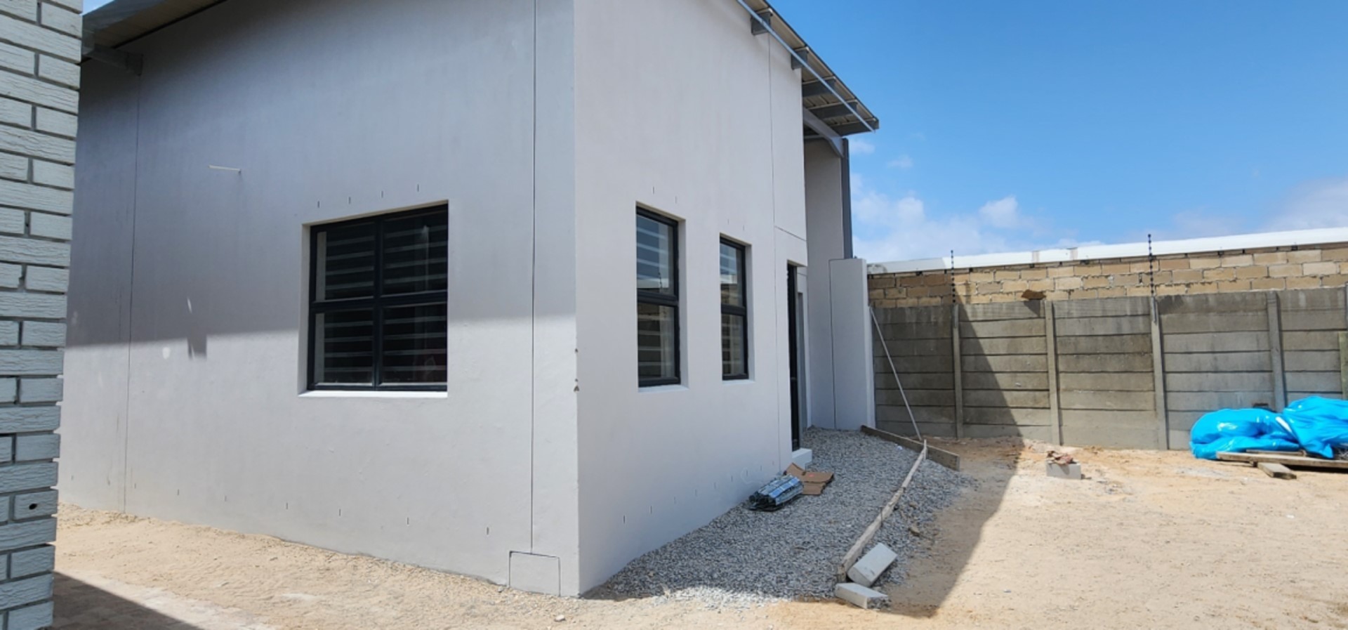 To Let commercial Property for Rent in Phoenix Western Cape